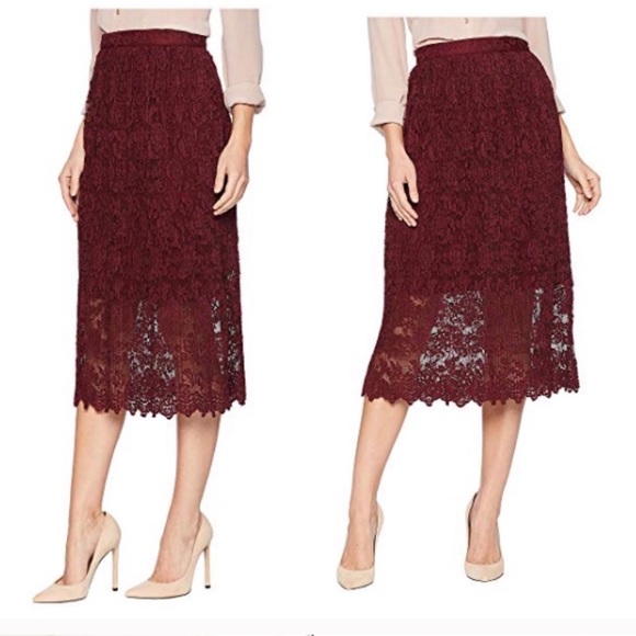 Romeo & Juliet Couture Dresses & Skirts - Romeo & Juliet Couture Wine Lace Midi Skirt